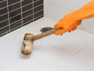 Cleaning tile