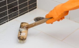 Cleaning tile