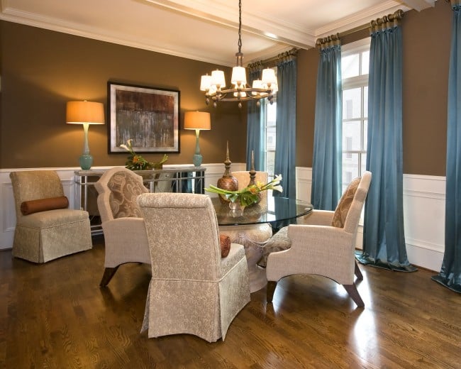 Formal dining room