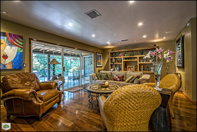 Living room/sunroom