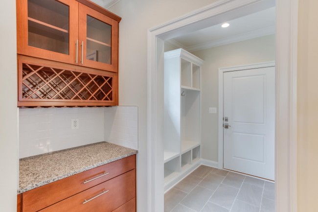 Mud room with shelving