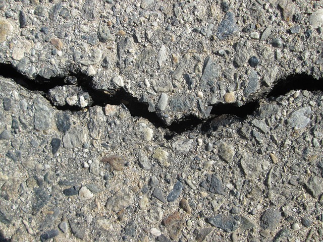 Cracked concrete