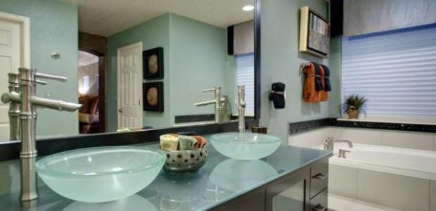Before And After Bathroom Remodels On A Budget Hgtv