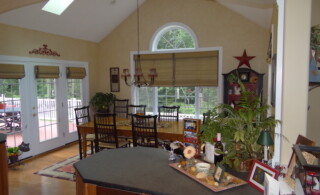 Country style dining room