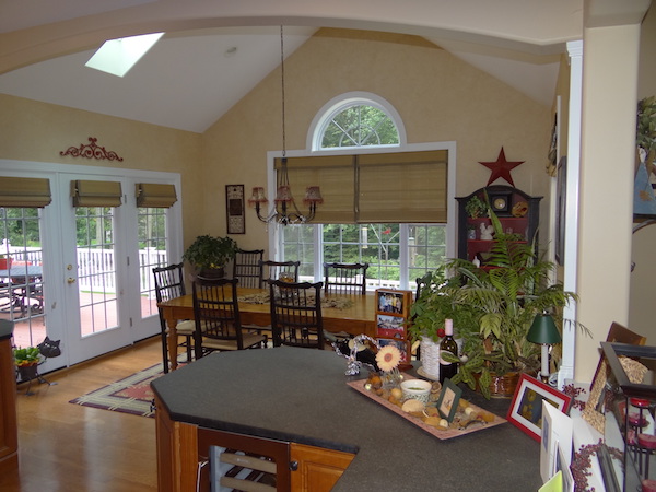 Country style dining room