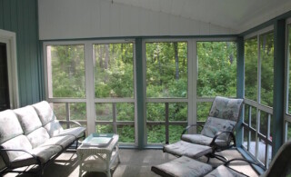 Screened in porch