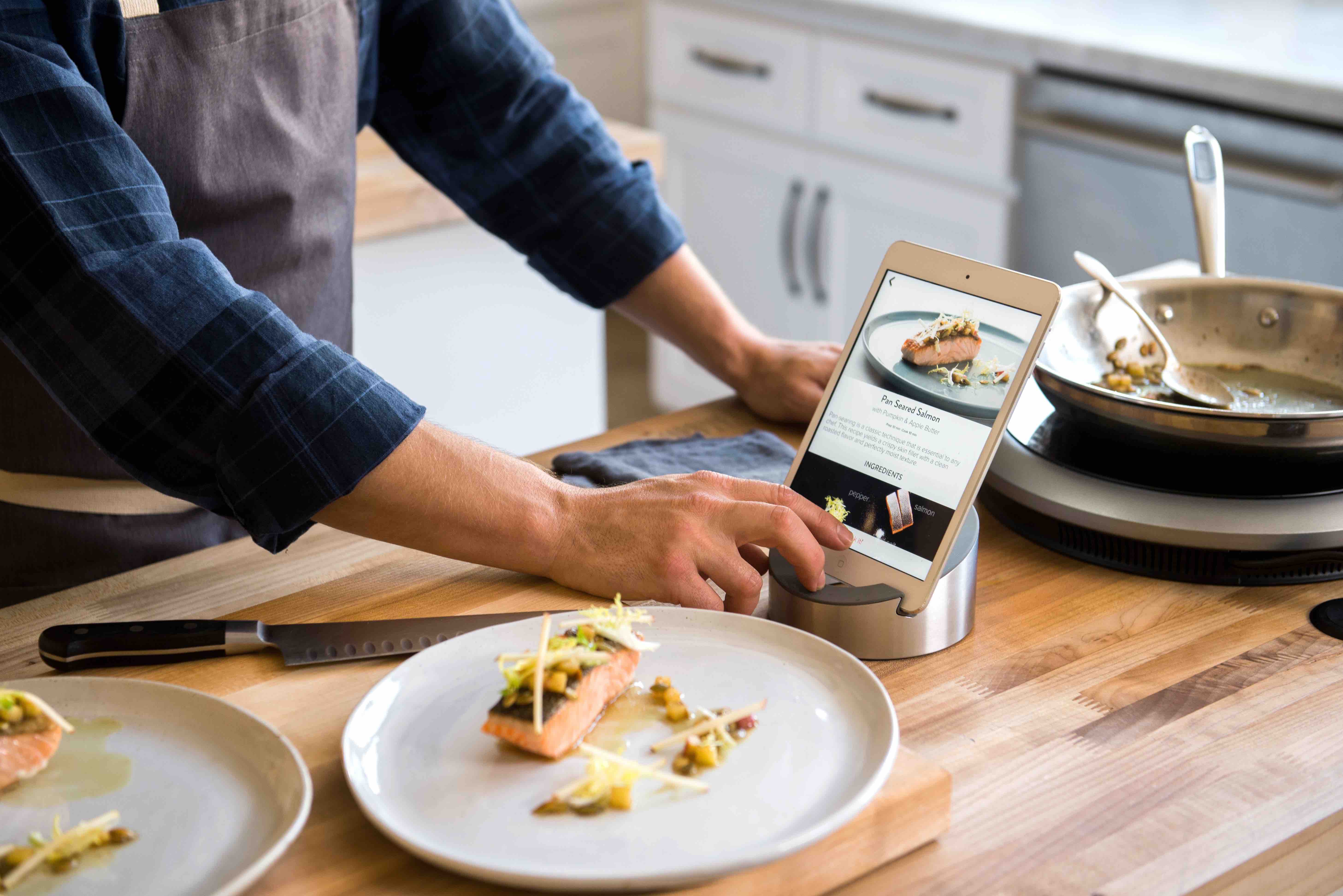 https://www.homeadvisor.com/r/wp-content/uploads/2017/03/Hestan-Cue-Plated-Salmon-Product-Shot.jpg