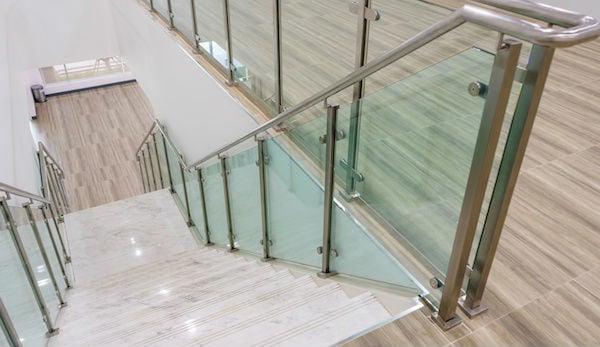 2021 Glass Deck Stair Railing Costs, How Much Do Outdoor Stair Railings Cost