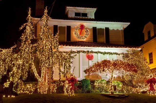 Can I Leave Christmas Lights On Overnight In My Room