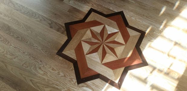 Hardwood Floor Inlays General Info Different Types Local Pros