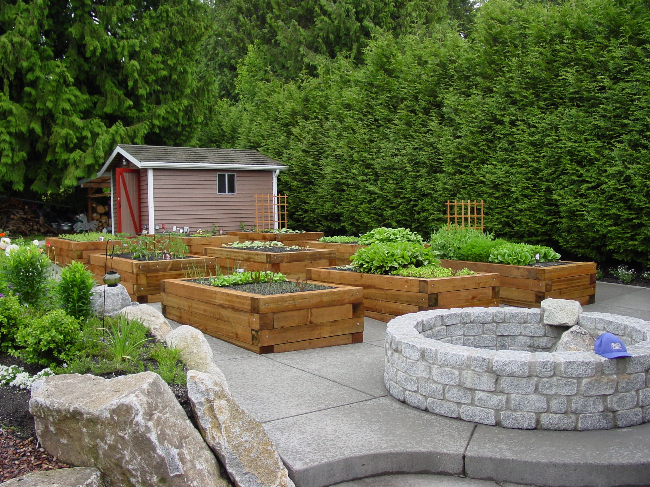 2021 Best Wood For Planter Boxes Raised Garden Beds Homeadvisor 2021 Best Wood For Planter Boxes Raised Garden Beds Homeadvisor