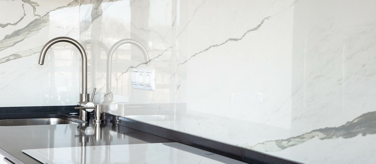 marble backsplash in a kitchen
