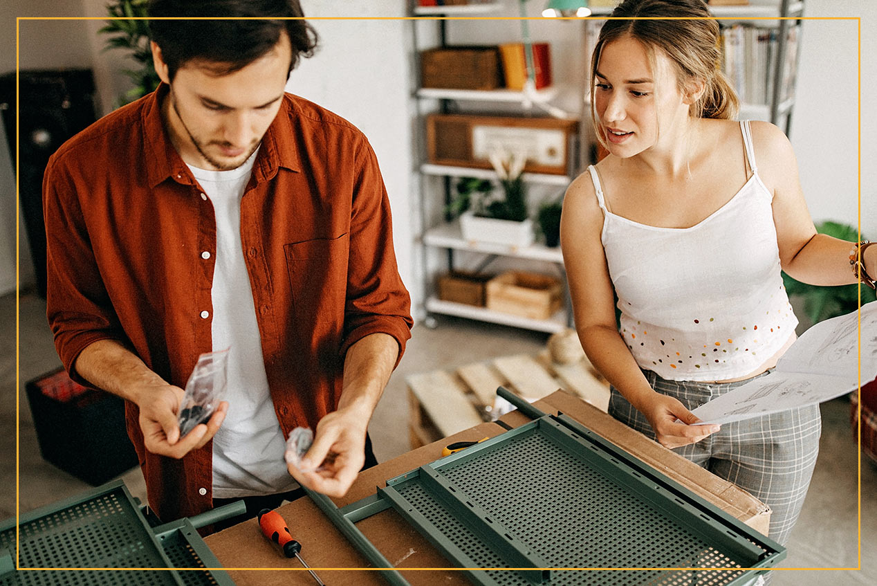 couple building a shelf